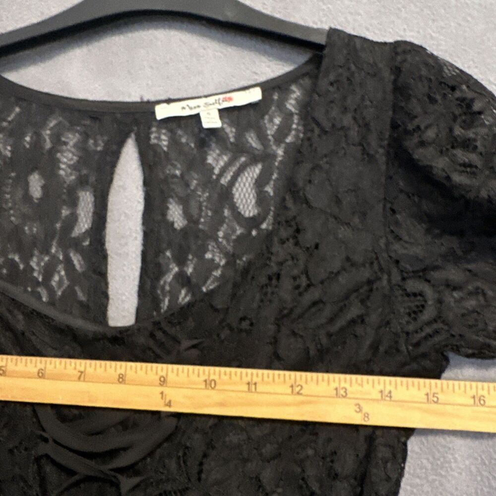 Miss‎ Selfie Lace Up Crop Top Size S Black Whimsigoth Vamp Ren Fair Sexy Y2K - Picture 6 of 10